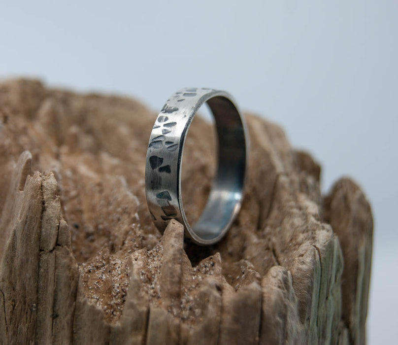 Dimpled texture silver band