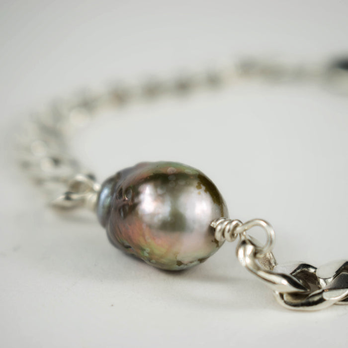 Pearl and silver curb bracelet