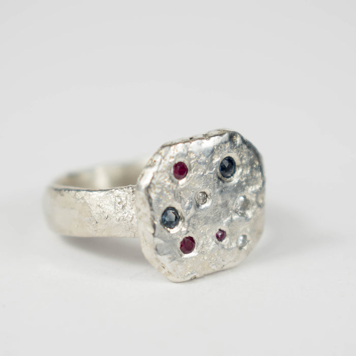 ‘Ancient’ signet ring with diamond, sapphire and ruby